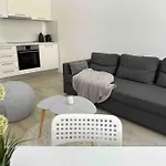 Small 2-Room Apartment, 1150