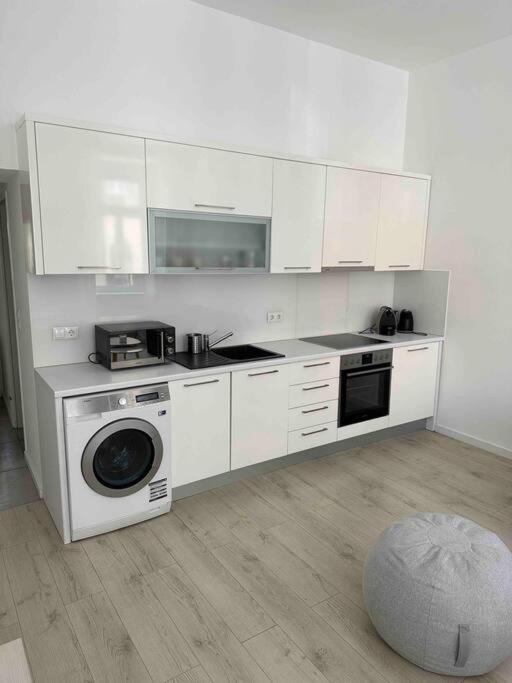 Apartment Small 2-room Apartment, 1150 Wien