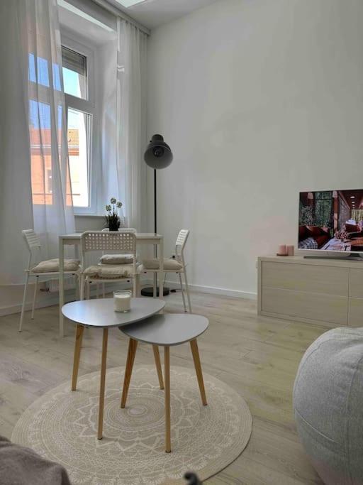 Apartment Small 2-room Apartment, 1150 Wien